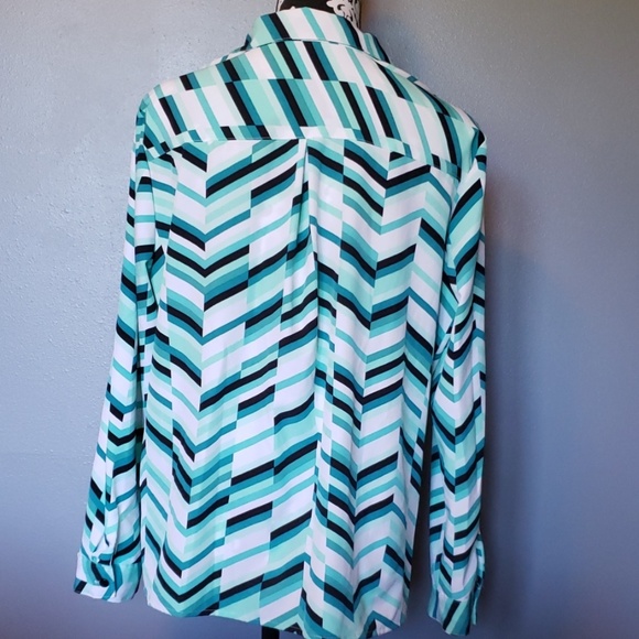 Memorial Day sale! Notations Chevron blouse - Picture 2 of 7